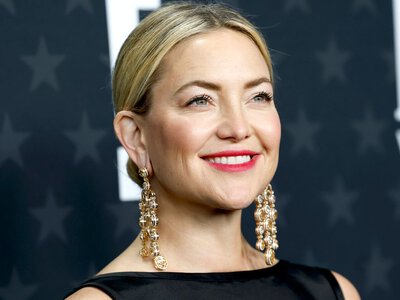 Kate Hudson's 3D Chrome Glass French Manicure Is Nothing Short of Majestic