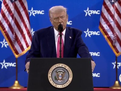  Trump presses for end to Russia-Ukraine war; Zelenskyy willing to step down for peace 