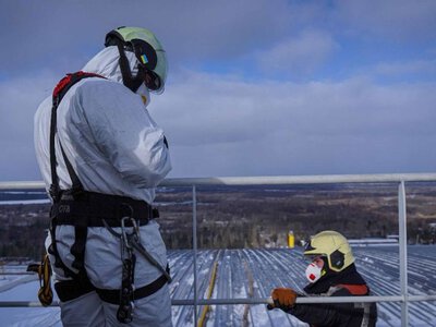 Arch over the Chernobyl Nuclear Power Plant after the attack: Greenpeace reports damage to critical structures