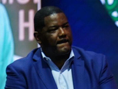 Sources: Dumars near deal to be Pels' president