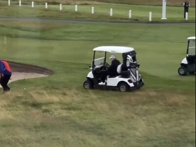 Donald Trump caught cheating at golf in 4K