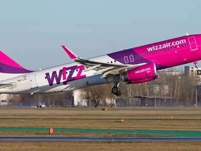 WizzAir plane flying to Barcelona returned to Warsaw airport due to technical malfunction