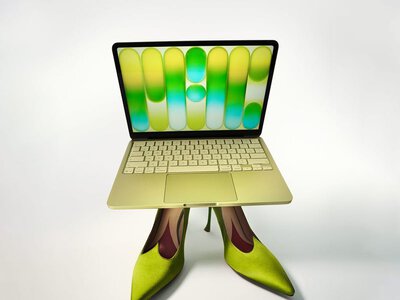 The MacBook Neo Is a Fashion Person's Laptop 