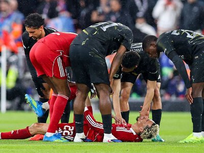 Liverpool fear for 'very-bad' looking Ekitike injury