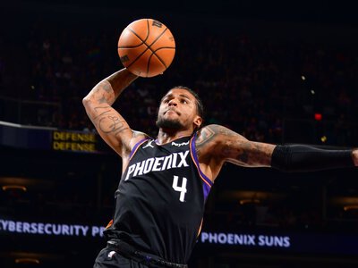 Suns end Warriors' season, await No. 1 Thunder