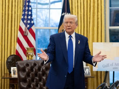 Trump announced the destruction of seven Iranian boats in the Strait of Hormuz