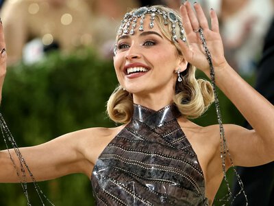 Sabrina Carpenter's Met Gala Hair Put a New Spin on the Faux Bob