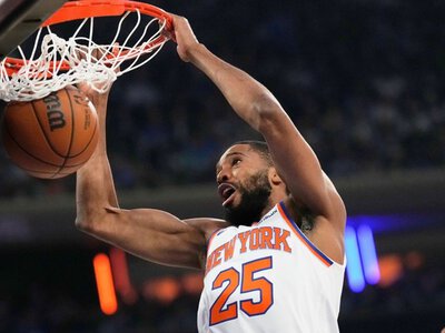 NBA: New York Knicks crush Philadelphia 76ers 137-98 in playoff semi-final Game 1 to keep up historic postseason
