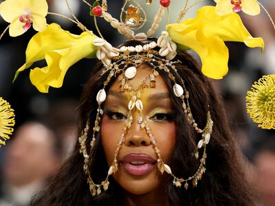 SZA's Yellow Halo Met Gala Makeup Felt Like Pure Sunshine