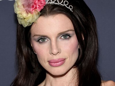 Julia Fox's Vintage Pageant Queen Glam Is a Real Winner