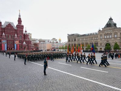 Empire Collapsing: Failed Parade and Russia’s Visible Capitulation, — Interview with David Satter