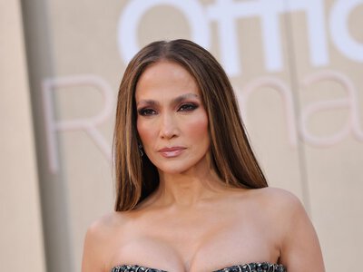 Jennifer Lopez Goes Goth With Her Barely-There Brows