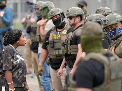 US Congressmen report horrific conditions at New Jersey migrant detention center