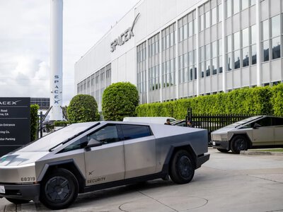One of SpaceX's leading investors has announced the inevitable merger of the company with Tesla