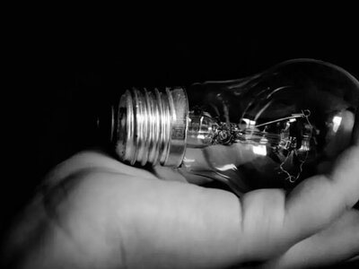 Which buildings will become the most life-threatening during blackouts and summer heat without air conditioning, and how to save yourself