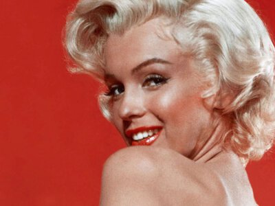 Why We’re Still Seduced by Marilyn Monroe’s Doomed Glamour