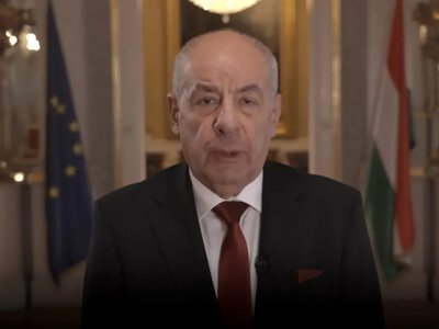 President of Hungary refuses to resign following demand from Magyar's government