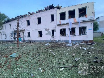 Russia attacked Chuhuiv: school damaged, child among the injured