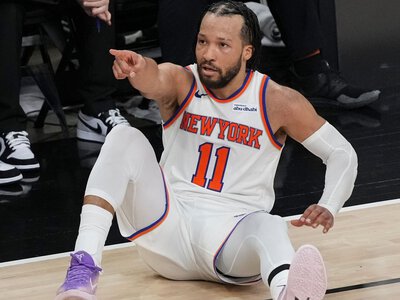 NBA Finals: Jalen Brunson stars as New York Knicks beat San Antonio Spurs in Game 1