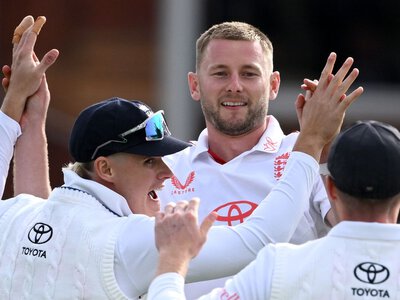 England set New Zealand 254 to win first Test at Lord's with Black Caps ending wicket-packed second day on 36-3