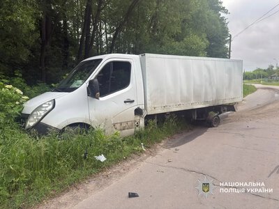 Russians struck a bread delivery vehicle with a drone in the border area of Chernihiv region