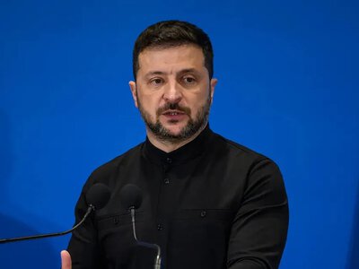 Half of the people around Putin want to continue the war, the other half want to stop it – Zelenskyy