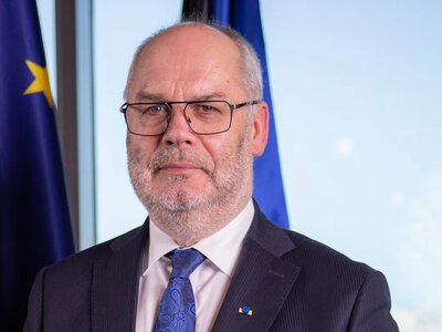 Ukraine should open all clusters of EU accession negotiations as early as June - Estonian President Karis