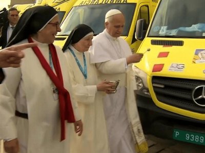 United to win: Pope Leo XIV blesses humanitarian convoy with 20 ambulances for Ukraine's border guards