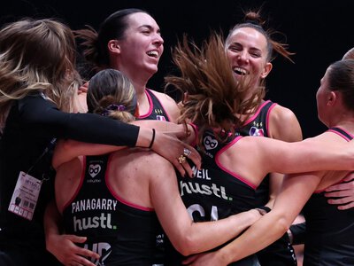 Netball Super League: Tracey Neville reveals Loughborough Lightning X-factor ahead of preliminary final against London Pulse