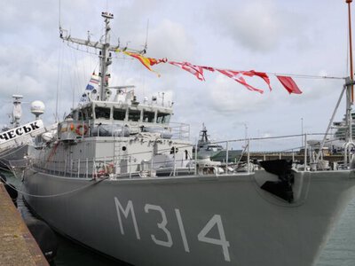Netherlands delivers another minehunter to Ukraine's Navy