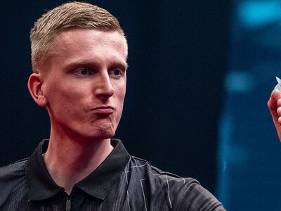 Players Championship 21: Wessel Nijman claims sixth title of season with victory over Ryan Searle in Wigan final