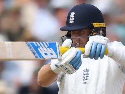 England hopes rest on Joe Root with New Zealand five wickets from victory in Oval Test