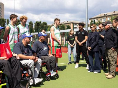 Olena Zelenska and Howard Buffett visit fully accessible LOKO CHOKOlivka sports space in Kyiv