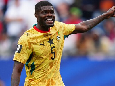 Thomas Partey and Djed Spence: Spurs full-back appears to snub handshake with former Arsenal midfielder