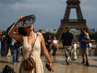 Hospitals in Paris are almost overflowing due to the abnormal heat and are operating at the limit of their capacity
