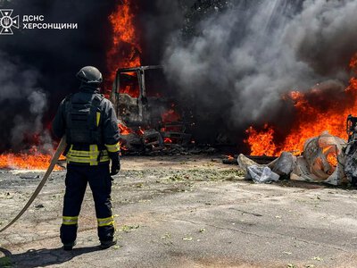 Russia attacked Kherson with seven KABs, seven injured