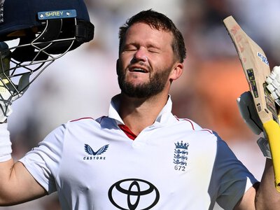 England vs New Zealand: Ben Duckett and Ben Stokes carry hosts' continued fightback in series-decider at Trent Bridge