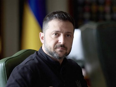 Zelenskyy noted successful strikes on Russian oil refineries on Constitution Day