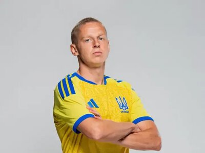 Zinchenko left Ajax as a free agent