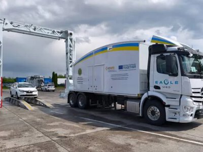 At the Ukrainian-Romanian border, queues of vehicles have formed at the Isaccea checkpoint