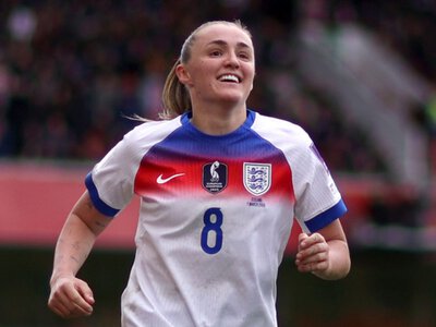 Georgia Stanway: Arsenal sign Lionesses midfielder after Bayern Munich departure