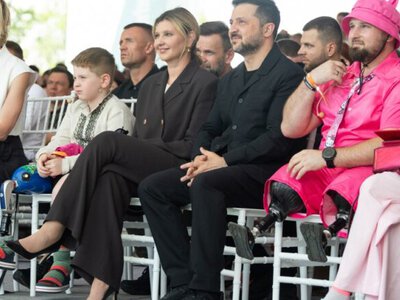 President Zelenskyi and first lady meet veterans and Superhumans rehabilitation center graduates at Reunion festival in Odesa