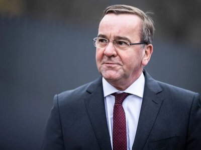 German Defense Minister opposes AfD access to classified information due to ties with Russia