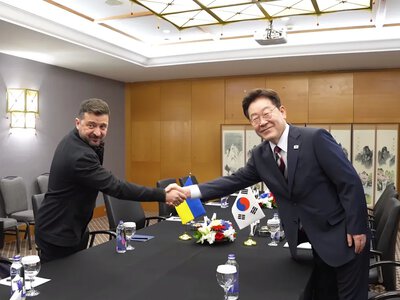 Zelenskyy met with the President of South Korea and thanked for a new $100 million aid package