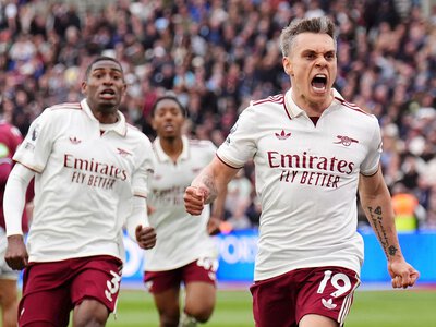 Leandro Trossard: Arsenal confirm winger joining Besiktas in £17m deal