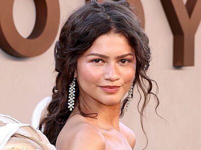 Zendaya's Undone Braid and Flushed Cheeks Would Be Right at Home on Mount Olympus