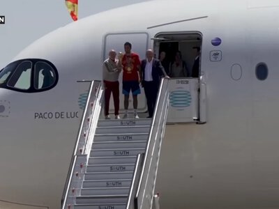 Nearly 2 million people greeted the Spanish national team after their World Cup victory