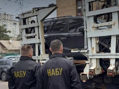 A group of schemers with National Guard officials received suspicions under a scheme worth UAH 150 million, elite cars and real estate seized - SAPO