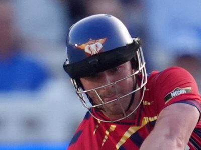 The Hundred: Tim Seifert's big knock guides Manchester Super Giants to thrilling seven-run win vs London Spirit