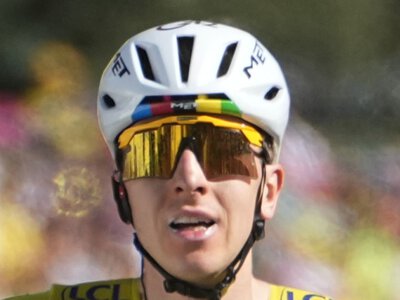 Tour de France: Tadej Pogacar closes in on winning record-equalling fifth title as he extends lead with Alpe d'Huez victory 